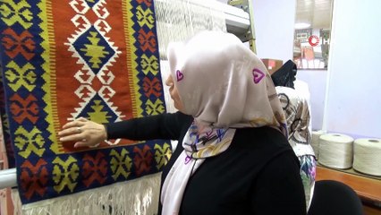Kilim dokumacılığını yaşatmaya çalışıyorlar