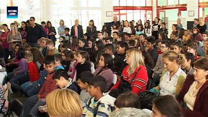 Priredba učenika OŠ Olga Milosevic povodom završetka Erasmus+ projekta u Grčkoj, Turskoj i Malti, 25.10.2018