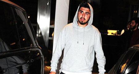 Cebinde Para Kalmayan Ozan Tufan, Kız Arkadaşının Arabasını Durdurarak Para İstedi