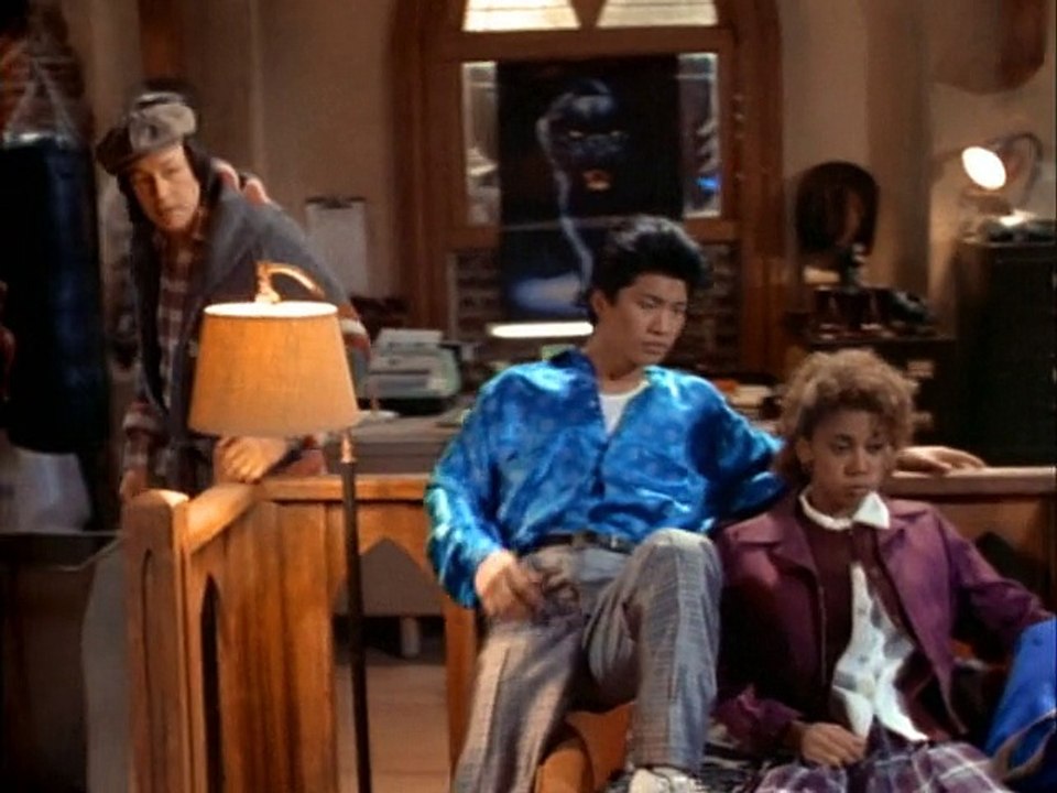 21 Jump Street  S01E06 - My Future’s So Bright, I Gotta Wear Shades