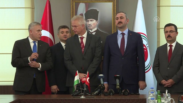 Adalet Bakanı Gül: '(Kaşıkçı cinayeti) Bütün dünyaya mal olmuş bu mesele, üstü örtülebilecek bir mesele değildir.' - ANKARA