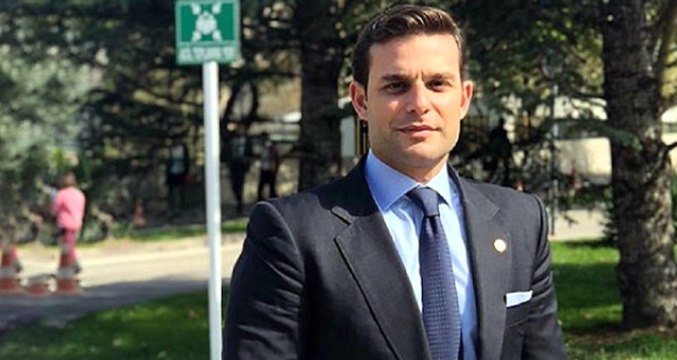 Erdoğan'a Hakaretten Yargılanan Oyuncu Mehmet Aslan: Tweet'i Ben Atmadım, Şoför Attı