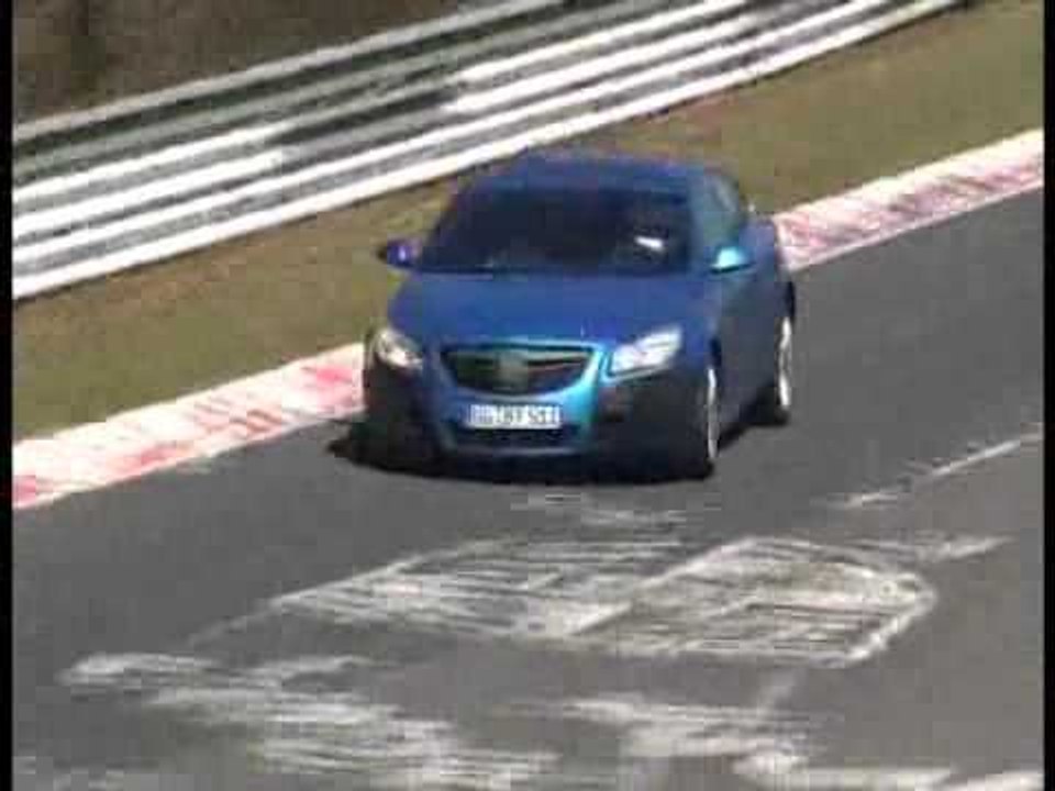 Vauxhall Insignia VXR (2009) spy video