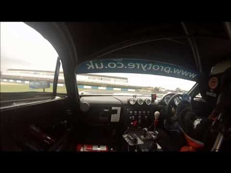 Race start and opening laps, James Taylor in Ginetta G40, GT5 Challenge 2014