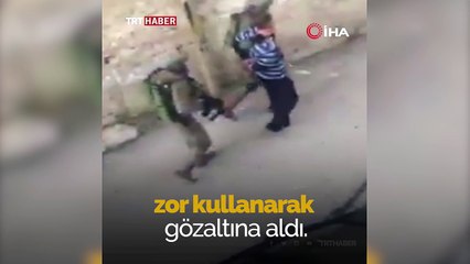İsrail askerleri Filistinli baba ve oğlunu gözaltına aldı