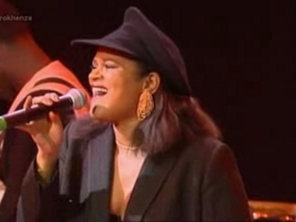 Youssou n'dour  chapman  beroard peter gabriel - 7 seconds