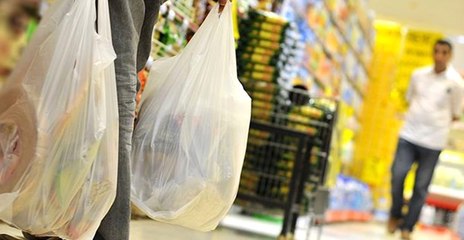 Bakan Açıkladı! Yıl Başından İtibaren Plastik Poşetler Parayla Satılacak