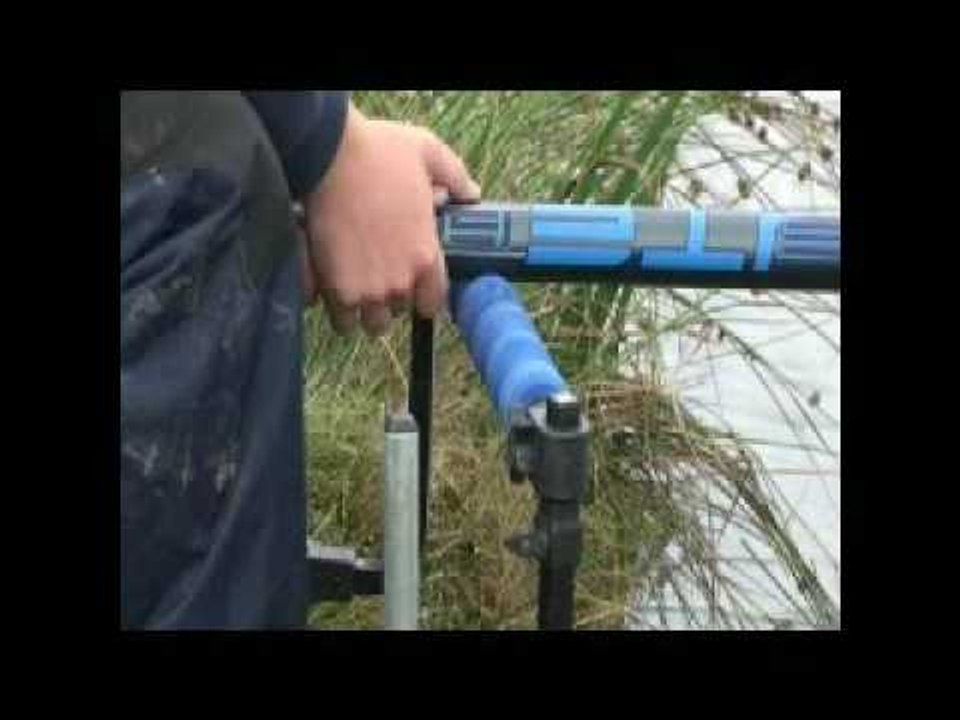 How to keep your rig still when fishing with a pole.wmv