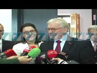 DIPLOMATI HOLANDEZ THOTE SE NEGOCIATAT NUK MUND TE BLLOKOHEN - News, Lajme - Kanali 7
