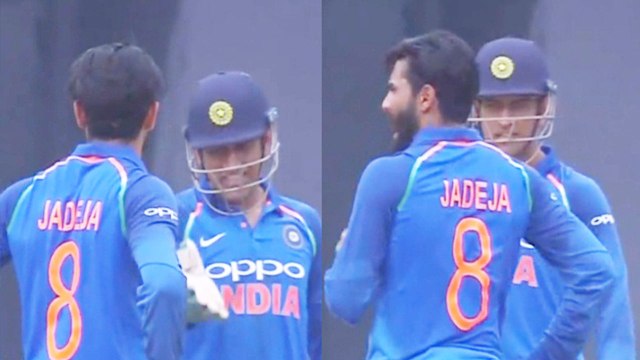 India VS West Indies: Ravindra Jadeja scolded by MS Dhoni as he asked for DRS | वनइंडिया हिंदी