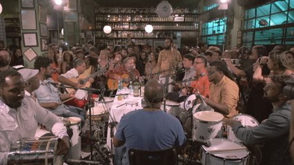 Moacyr Luz & Samba do Trabalhador - Vai Que Vai