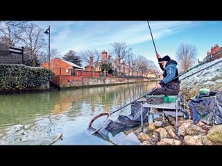 Angling Times Winter Hotspots Series Pt2 - Steve Winter catches roach on the River Welland