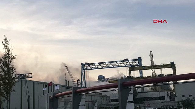 Tuzla'da Tersanedeki Bir Gemide Yangın