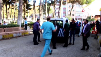 Katil zanlısı kendisini yakalamak isteyen polis memurunu ateş açıp yaraladı