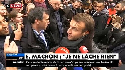 Regardez Emmanuel Macron qui commente les rumeurs sur sa santé cet après-midi à Honfleur: "Tout va bien, rassurez-vous"