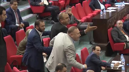 سيول البحر الميت تطيح بوزيري التربية والسياحة بالأردن