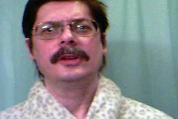 844. STOP BUYING ORANGE BALLS FOR YOUR DOG TO PLAY WITH , HERE IS WHY?