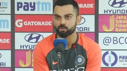 Video herunterladen: India Vs West Indies : Virat Kohli backs Ex Captain MS Dhoni after T20I Snub | वनइंडिया हिंदी