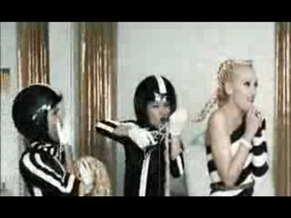 Gwen Stefani vs Isogone - "Sweet Escape"