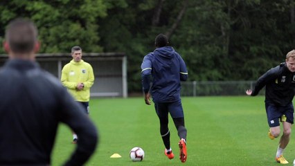 Bolt's Australian football dream collapses