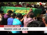 Tangis dan Kalimat Tauhid Selimuti Pemakaman Korban Lion Air