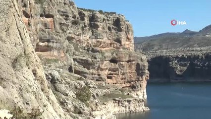 Adıyaman'da Bin 500 Yıllık Malta Haçı Çizimleri Bulundu