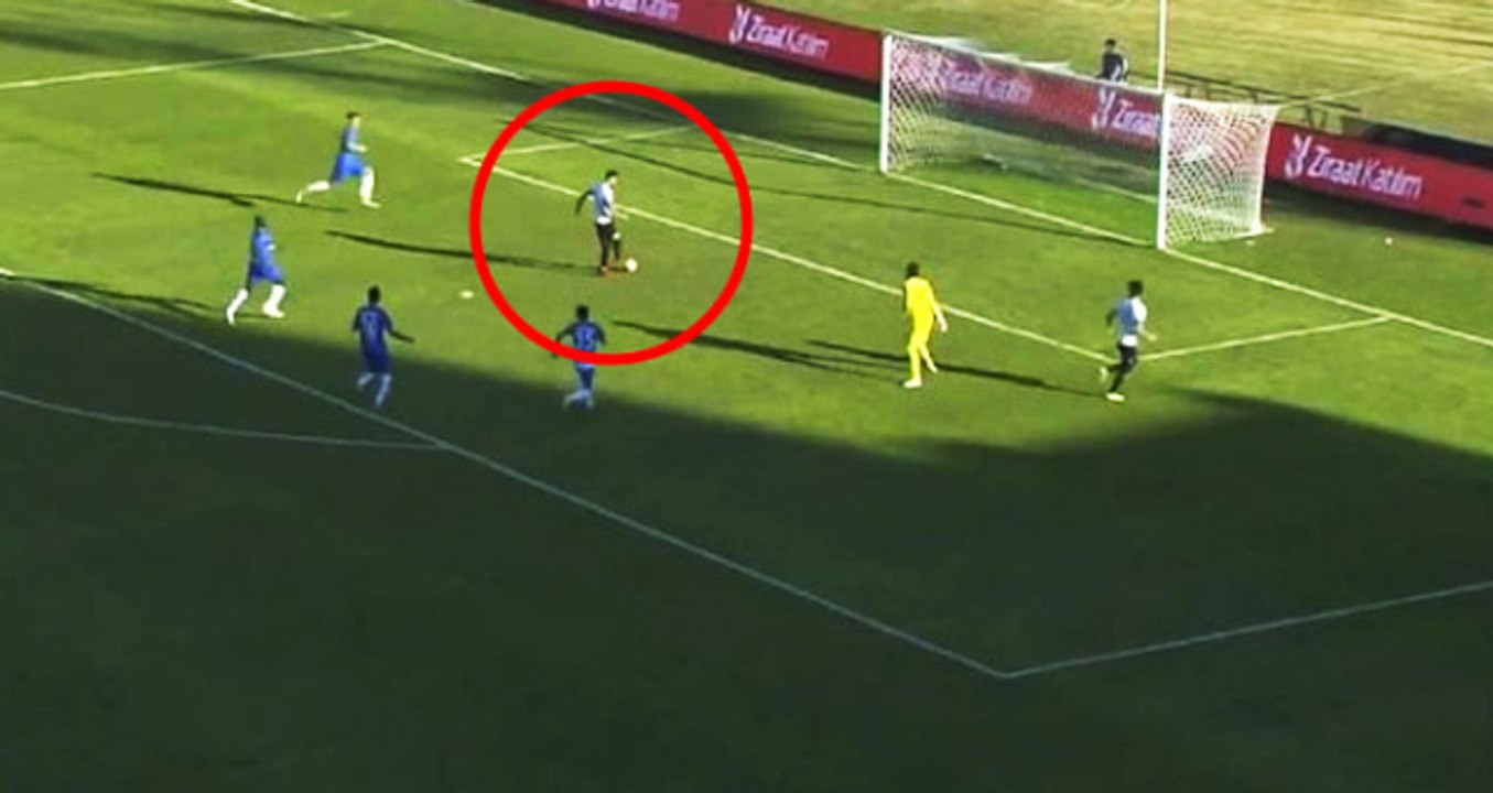 Dersimsporlu Mert Egeli, Boş Kaleye Kaçırdığı Golle Saç Baş Yoldurdu