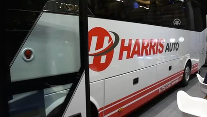 Sağdan Direksiyonlu Yerli Otobüs İngiltere'de Görücüye Çıktı