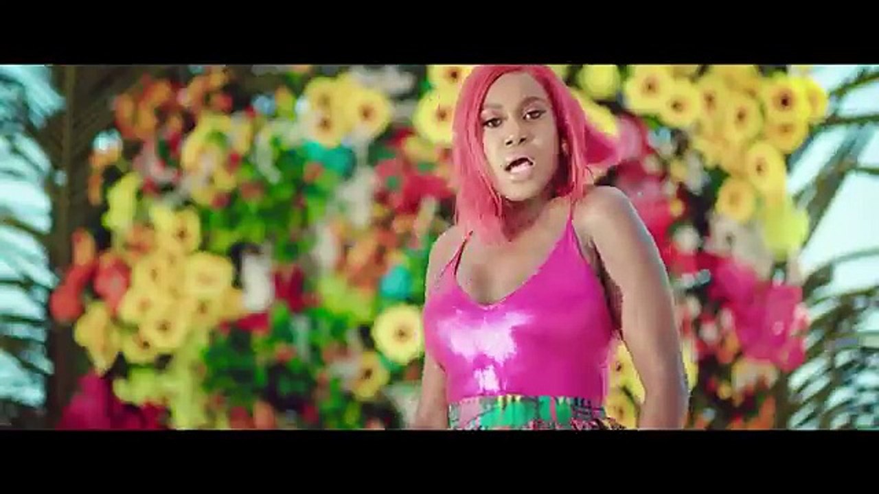 NINIOLA - BANA (OFFICIAL VIDEO)