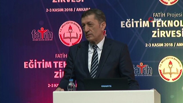 Milli Eğitim Bakanı Selçuk, Eğitim Teknolojileri Zirvesi'ne katıldı