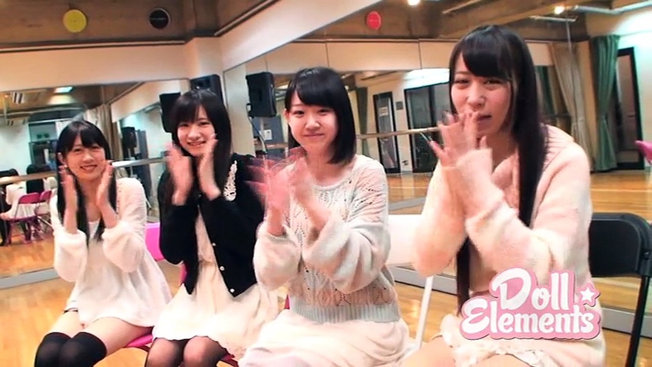 Young Gangan 2013.6.7 No.11 (Kashiwagi Yuki, Ichioka Miori, Oba Mina (AKB48), Suzuki Airi (C-ute), Mizuki Moe (LinQ), Doll☆Elements Part 5