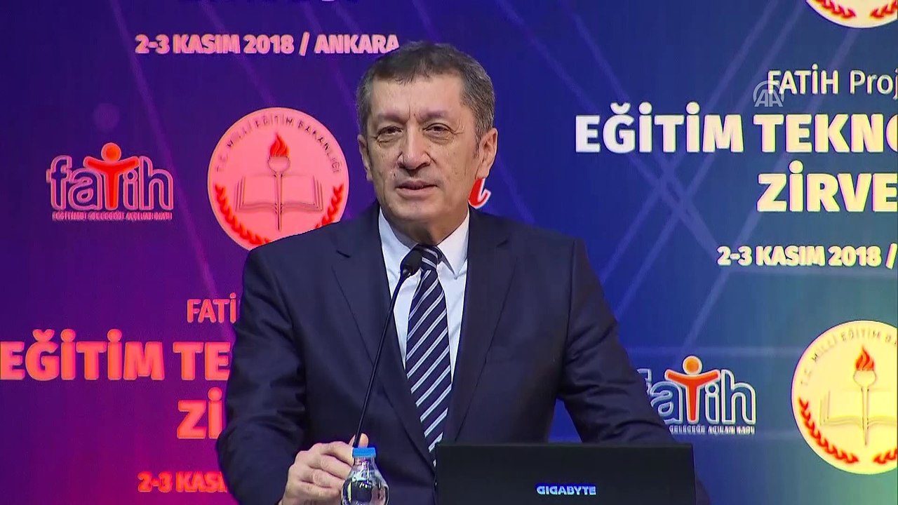 Milli Eğitim Bakanı Selçuk: 'Yeni doğmuş bir bebeğin teknolojisinden daha yüksek bir hayranlık duyduğum teknolojiyle karşılaşmadım' - ANKARA