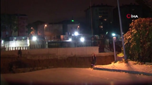 Ümraniye'de Metro İnşaatı Çalışmalarında Yol Çöktü