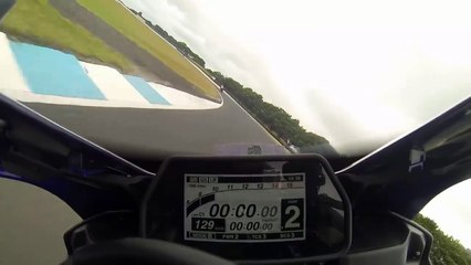 Un pilote moto percute des oiseaux sur le circuit de Philip Island (Australie)