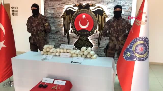 Malatya'da Ele Geçirilen 28 Kilo C-4 Plastik Patlayıcı ve Düzenek-2