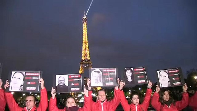 برج إيفل يُطفئ أنواره رفضاً للانتهاكات بحق الصحفيين في العالم