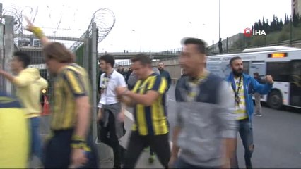 Fenerbahçeli Taraftarlar Gözaltına Alındı