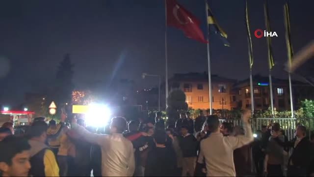 Fenerbahçe Kafilesi Tesislerden Ayrıldı