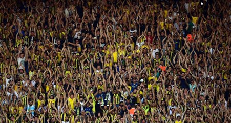 Fenerbahçeli Taraftarlar, Ali Sami Yen'e Küfür İçeren Tezahüratlarda Bulundu