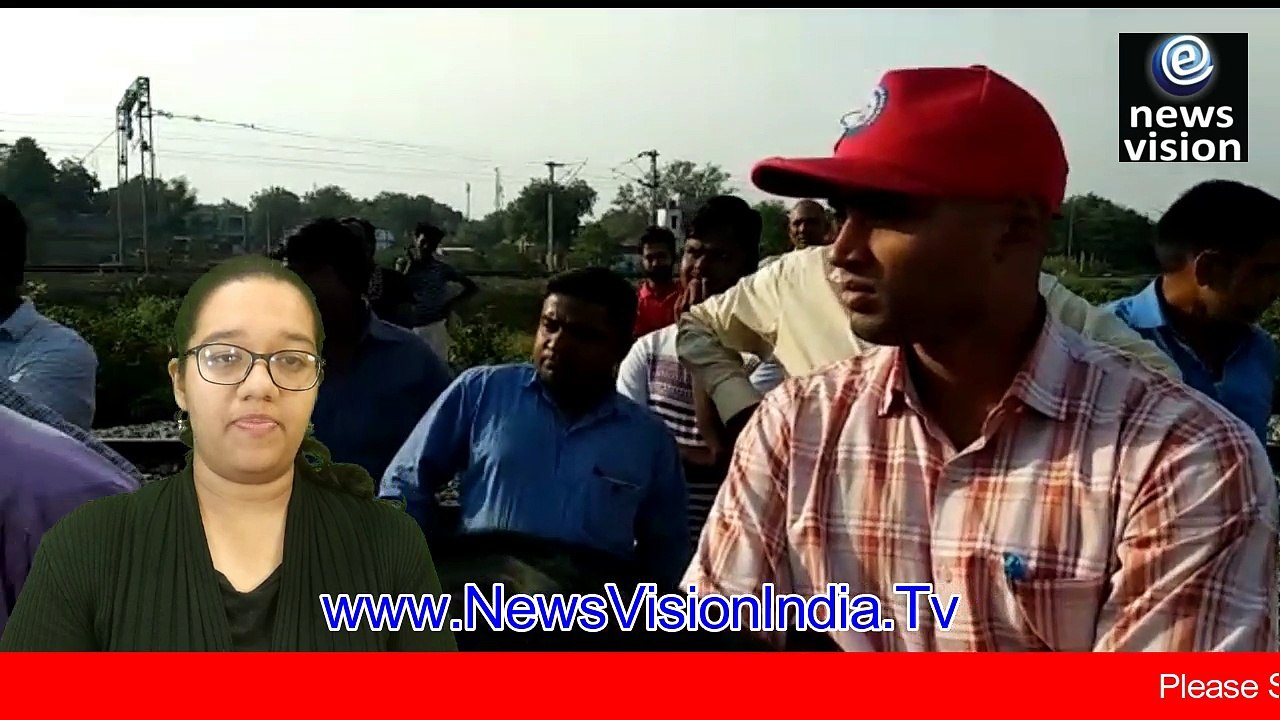 People Build Houses On Railway Land And Opposed Railway Officers Uttar Pradesh