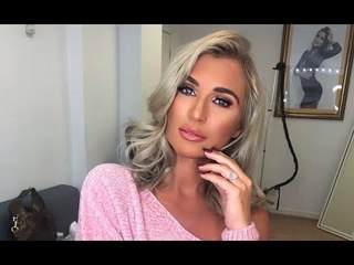 Billie Faiers Reveals How To Apply False Nails
