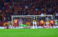 Fenerbahçe 27 Yıl Sonra Galatasaray Deplasmanında Penaltı Kullandı