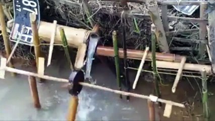 Musique géniale de la roue de l'eau