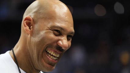 LaVar Ball COMPARES Melo and Gelo to KOBE & SHAQ! BEGS Lakers To Sign Them BOTH!