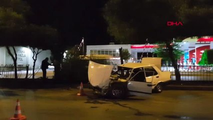 Adana - Hurdaya Dönen Otomobilden Yara Almadan Kurtuldu