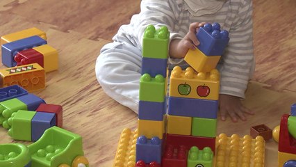 여야 "아동수당 100% 확대 추진"...저출산 극복 TF 합의 / YTN