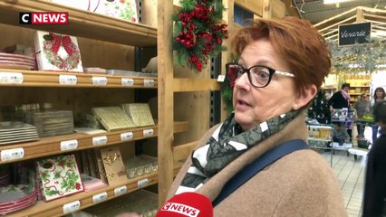 Noël : les commerçants sortent les décorations