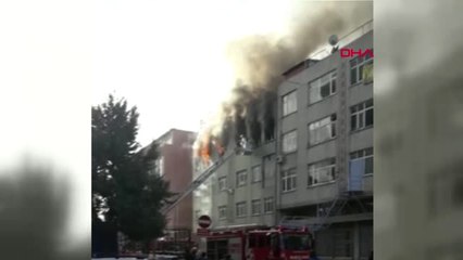 İstanbul- Ek Görüntü- Sultangazi'de Bir İşyerinde Yangın