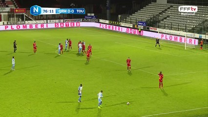 Le coup franc ne donne rien.