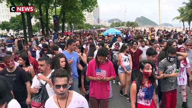 Brésil : la traditionnelle marche des zombies